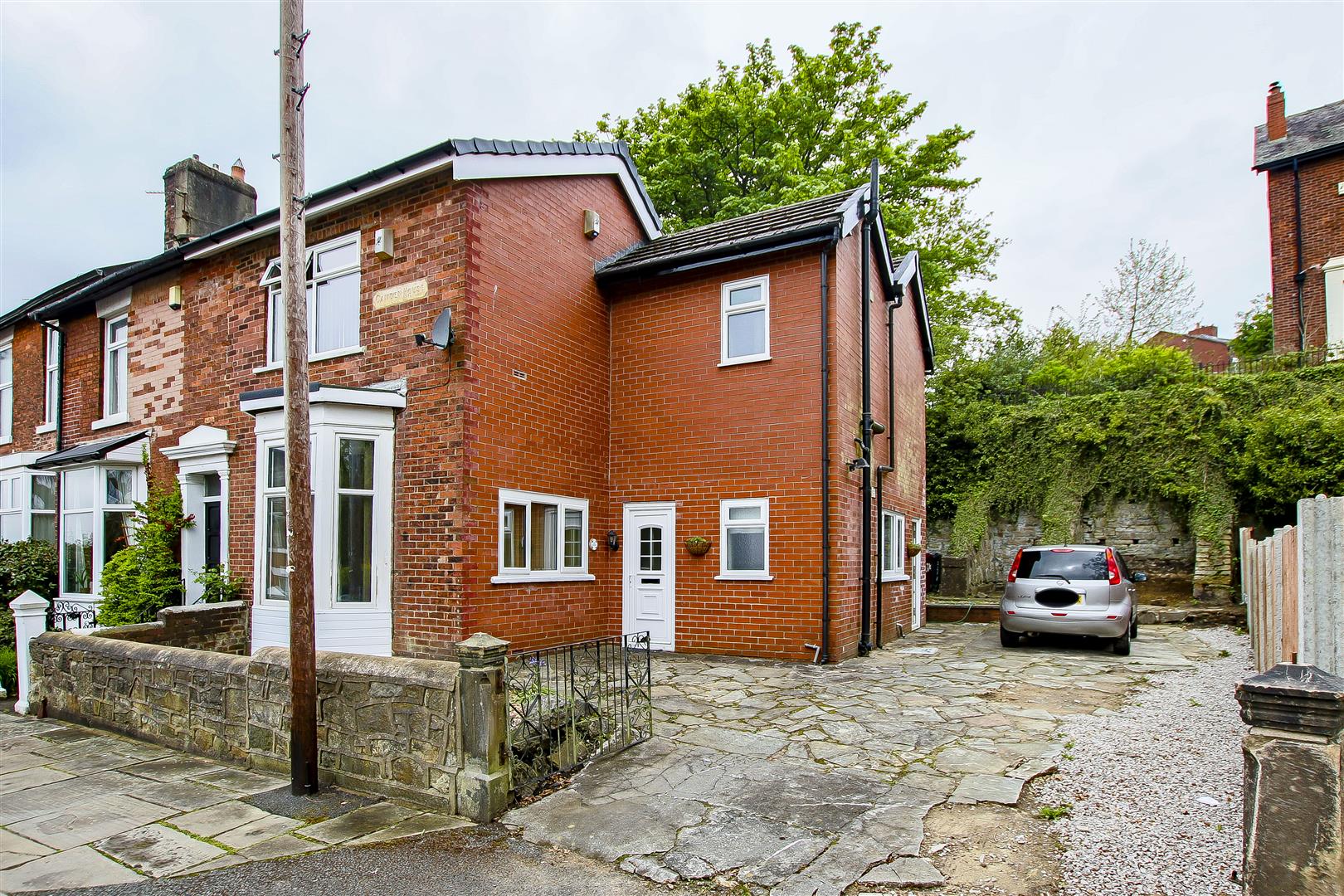 3 Bed End Terrace House For Sale - Main Image